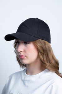 CapSchwarz5